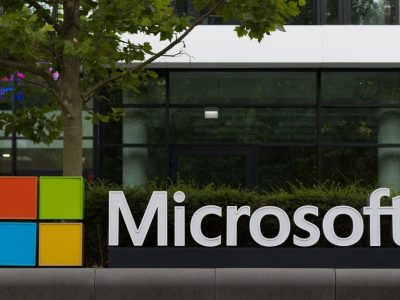 Microsoft-Backed Tech Group Urges for AI Regulation